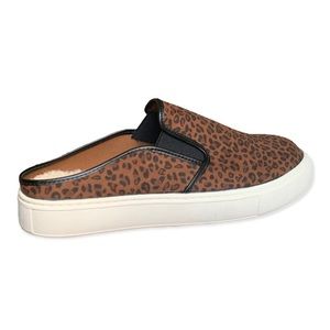Time and Tru Leopard Print Sherpa Lined Slip-on Mule Sneakers with Memory Foam